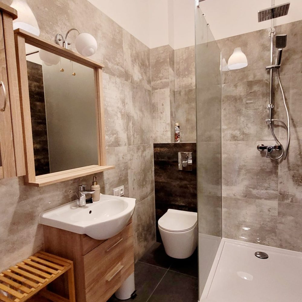 WhatsApp Image 2023-09-28 at 21.37.39 (2)